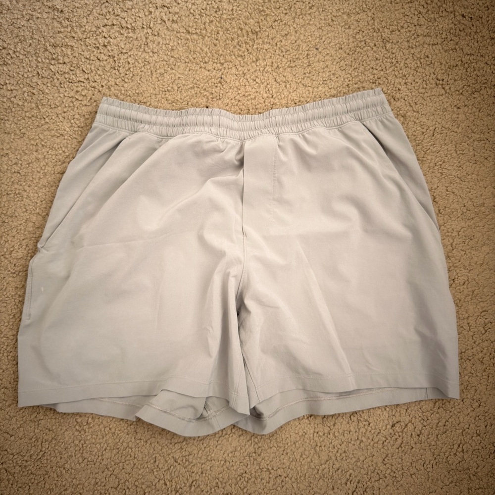 lululemon athletica Light Gray pace breaker shorts, 5” inseam
